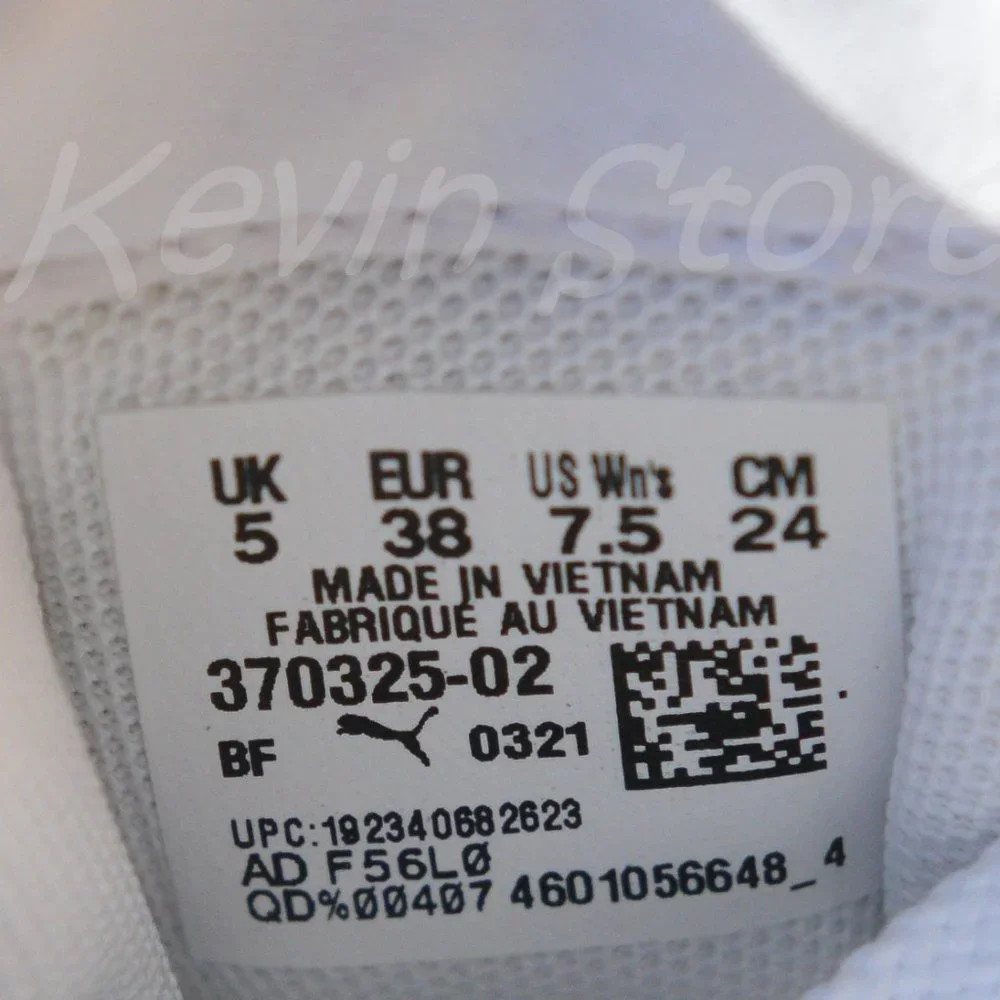 Puma Carina ladies white . Left: 8, right  :‎ 7.5